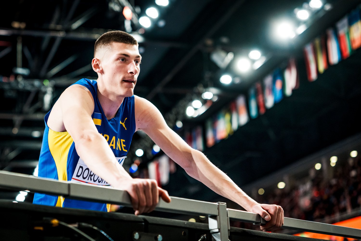 Український стрибун у висоту Олег Дорощук 