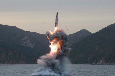 Північна Корея назвала успішним запуск нової балістичної ракети