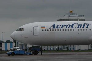 Україна продасть свою частку в "АероСвіті"