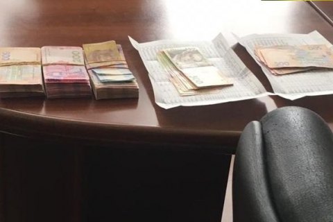 Глава комиссии Минэнергоугля попался на взятке в 275 тыс. гривен