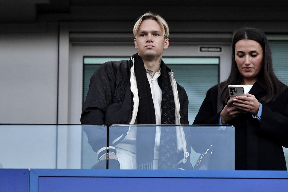 Михайло Мудрик на трибунах