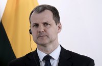 Прем'єр-міністр Литви оголосив про відставку на тлі розслідування його бізнес-зв'язків