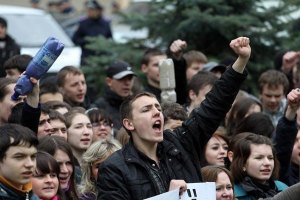 ​Львов отправил в Киев тысячу предпринимателей на марш протеста