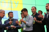 Народу надоели стерео и квадро. Он возжелал моно