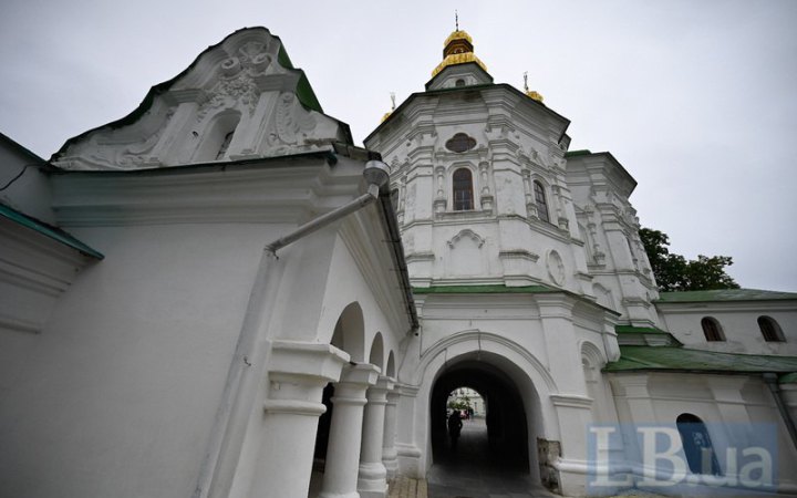 Суд не задовольнив вимогу УПЦ МП служити в Києво-Печерській лаврі