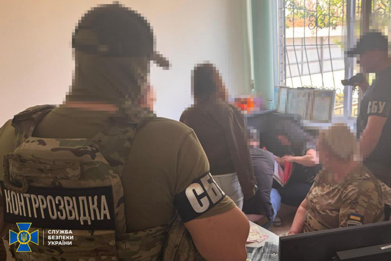 затримання осіб, які допомагали ухилянтам 