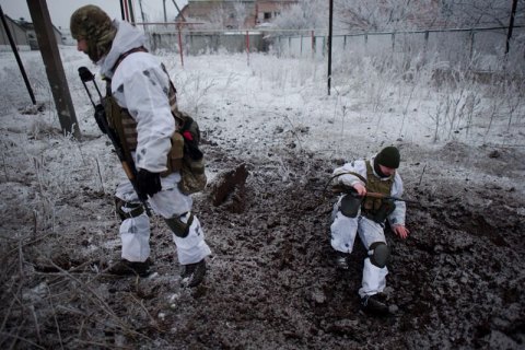 За сутки на Донбассе погиб один военный, трое получили ранения, один - травму