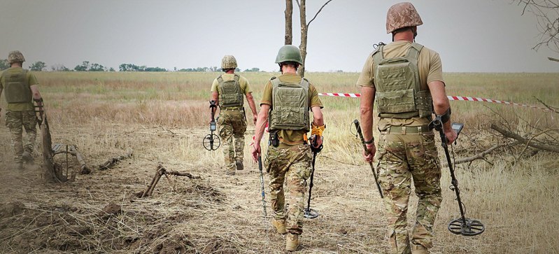 "У нас немає 700 років на розмінування України"