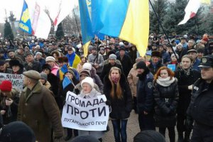 Активисты киевского Евромайдана поедут завтра в Луганск 