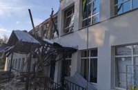 Російські війська влучили у навчальний заклад на Сумщині