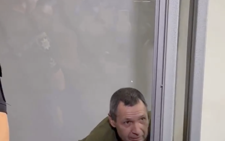 Затриманий за підозрою в убивстві Парубія у коментарі журналістам визнав скоєння злочину