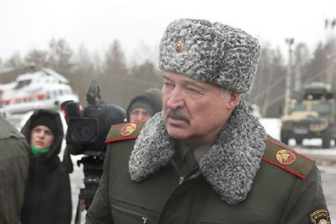 Лукашенко пообещал разместить в Беларуси ядерное и сверхядерное оружие