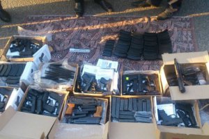 Міліція затримала 23 волонтерів і 128 бійців за вивезення зброї із зони АТО