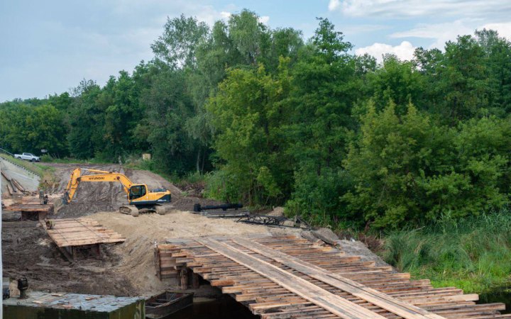 За три тижні на Сумщині мають завершити будівництво мосту через Ворсклу, - Живицький