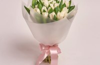 Найпопулярніші квіти, які можна подарувати їй на 8 березня