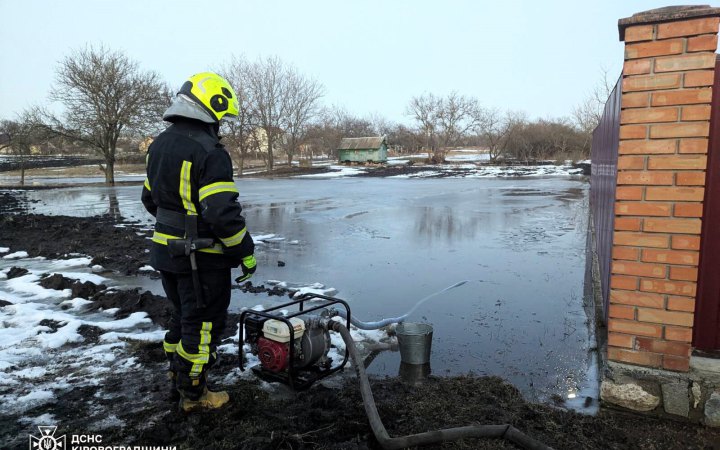 ДСНС: в Україні зафіксовано майже 800 випадків підтоплень