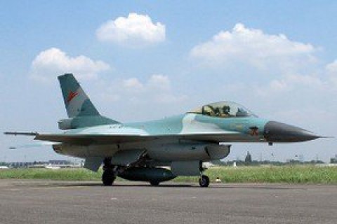 ВВС Польши перехватили российский легкомоторный самолет