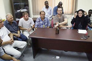 В Ливии начали заново судить задержанных украинцев 