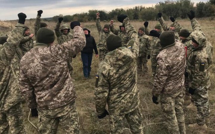 Міноборони запускає служби супроводу військових та членів їхніх родин