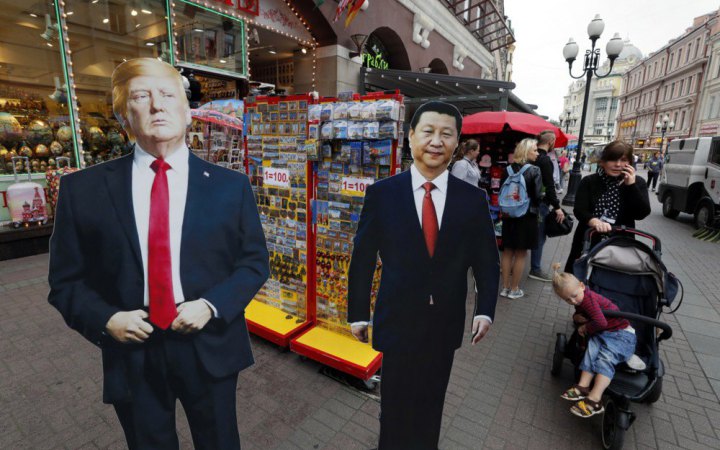 Трамп заявив, що високі мита на товари з Китаю “суттєво знизяться”