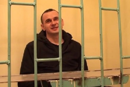 Правозащитники уже две недели не знают о месте нахождения Сенцова