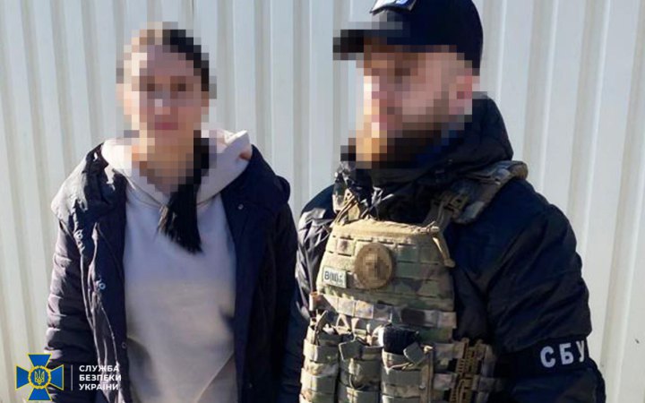 СБУ затримала ще трьох підозрюваних у проведенні фейкового референдуму під час окупації Херсона