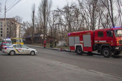 В Киеве во время пожара в люке теплотрассы нашли тела троих людей 