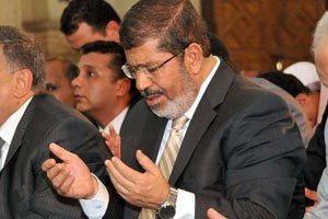 ​Суд над Мурси перенесли из-за плохой погоды