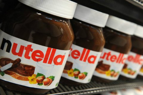 Во Франции готовят новый закон из-за драк за Nutella