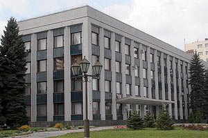 Луганские депутаты призвали Раду принять закон об изъятии оружия у радикалов