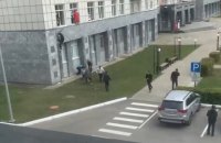 У Росії 18-річний студент вчинив стрілянину в університеті, загинули восьмеро людей (оновлено)