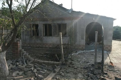Красный Крест доставил в Сартану материалы для ремонта поврежденных домов