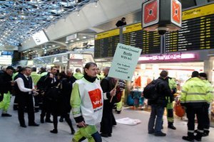 У Німеччині бортпровідники готуються до нового страйку
