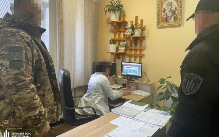 На Прикарпатті затримали керівника районного ТЦК, який побив військового на медогляді