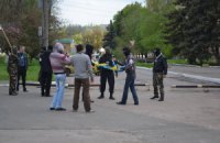 Сепаратисты захватили горсовет Амвросиевки и вынудили мэра уйти в отставку