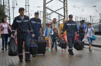 Власти переселили 53 тыс. человек из Донбасса в другие регионы Украины