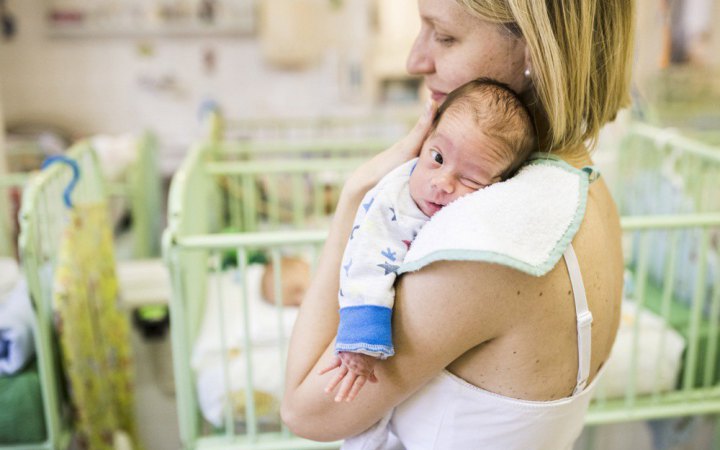 Лікарі пояснили умови, коли жінку вважають безплідною, і до якого віку їй можна робити ЕКЗ та подібні процедури