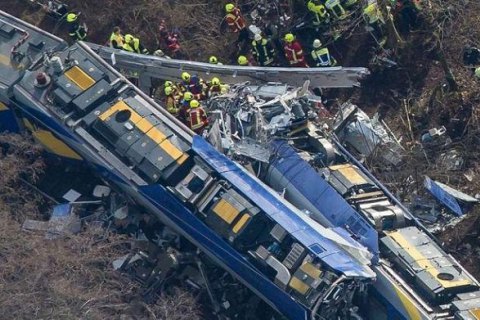 Прокуратура Германии назвала вероятную причину февральского столкновения поездов