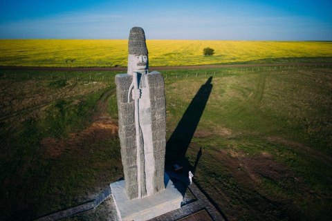 16-метровий пам'ятник в Одеській області потрапив у Книгу рекордів Гіннеса