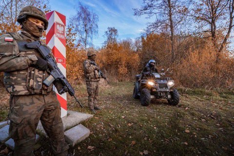 В Польше в помощь пограничникам созывают войска территориальной обороны