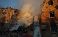 На місці удару РФ у Дарницькому районі Києва завершили пошуково-рятувальну операцію 