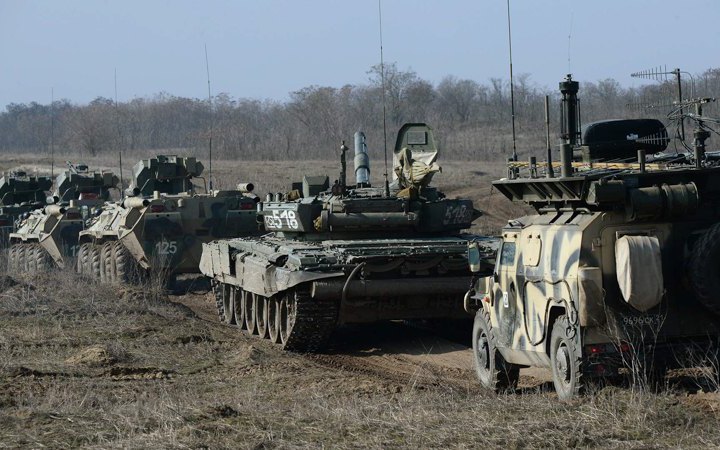 Росія призупиняє відправлення нових підрозділів на територію України, - Генштаб