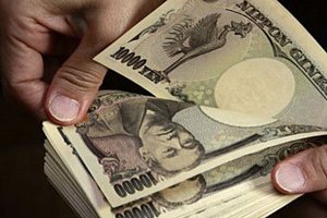 Центробанк Японии напечатает еще 10 триллионов иен
