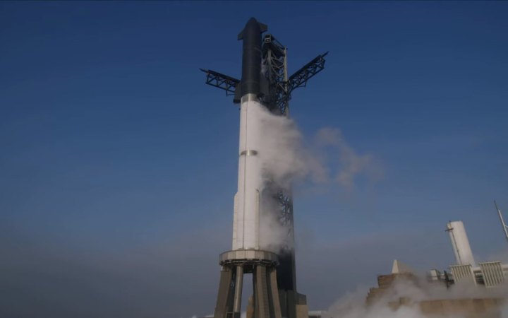 Космічний корабель Starship компанії SpaceX вибухнув невдовзі після запуску