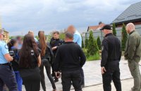 Команда Міжнародного кримінального суду оглянула місця воєнних злочинів росіян на Сумщині