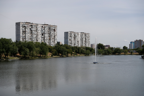 На озере Тельбин в Киеве запустили систему аэрации