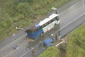 В Бразилии 15 человек погибли в автокатастрофе 