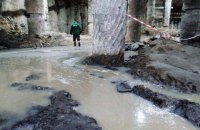 Через нічну зливу в Києві на Поштовій площі знову підтопило розкопки
