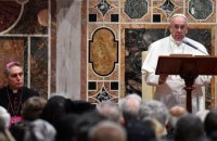 Папа Римський Франциск закликав подолати гуманітарну кризу на Донбасі