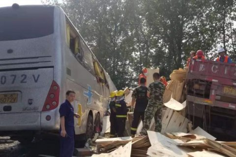 36 пассажиров автобуса погибли в результате аварии в Китае